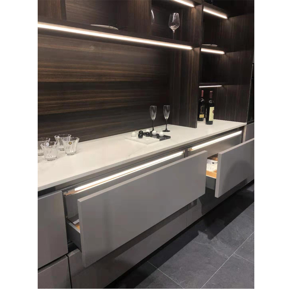 LED抽屜燈20921和LED嵌入式燈31113應用場景